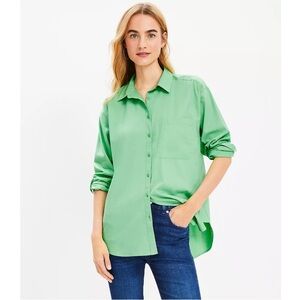 Ann Taylor LOFT Cotton Blend Everyday Oversized Button-Up Shirt Green Large